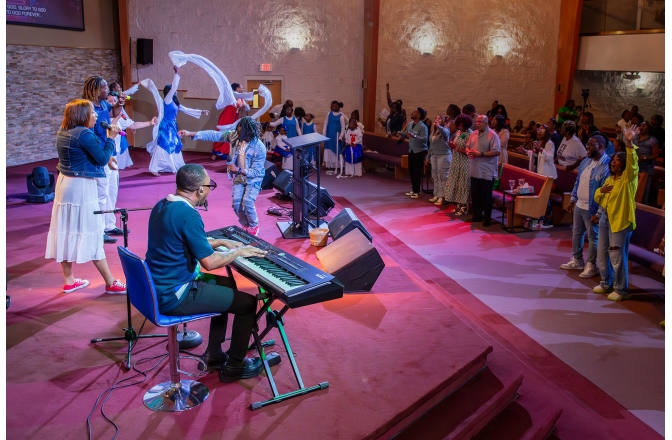 Pian digital de scenă Roland RD-2000 EX