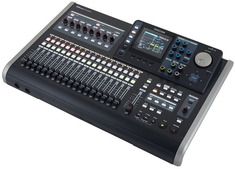 Recorder digital portabil cu 24 de canale Tascam DP-24SD