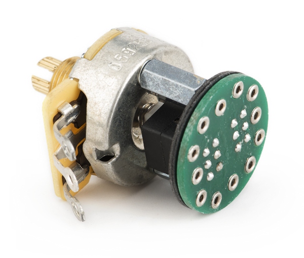 Fender S-1™ 250K Switch/Pot for Strat