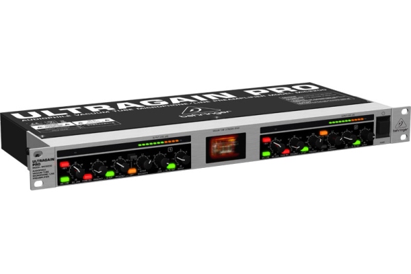 Ultragain Pro MIC2200