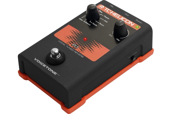 TC Helicon VoiceTone R1