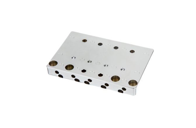 Punte bas cu 5 corzi Fender HiMass 5-String Bass Narrow Bridge With Brass Saddles Chrome