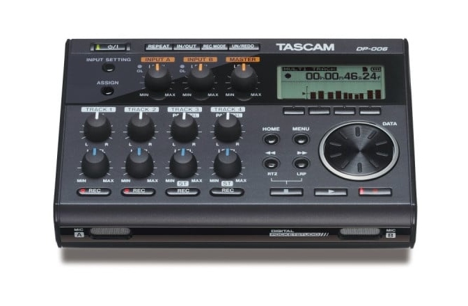 Recorder portabil Tascam DP-006