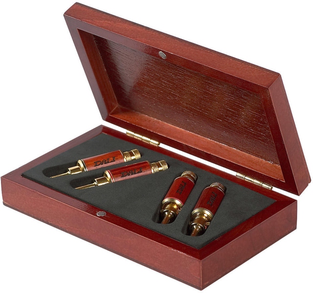 DALI BANANA PLUGS - WOODEN BOX