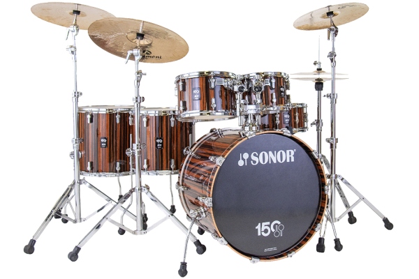 AQ2 150th Anniversary Stage Ebony Veener AQ2 150th Anniversary Stage Ebony Veener