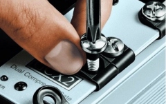 Set izolatoare Adam Hall Humfrees