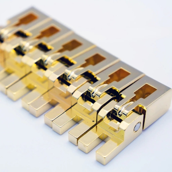 Floyd Rose  FR1BSSSG - 1000 Series Saddle Set - Satin Gold