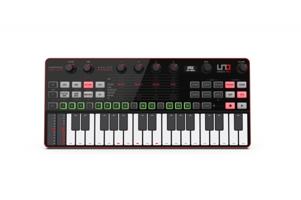 IK Multimedia UNO Synth Pro Desktop