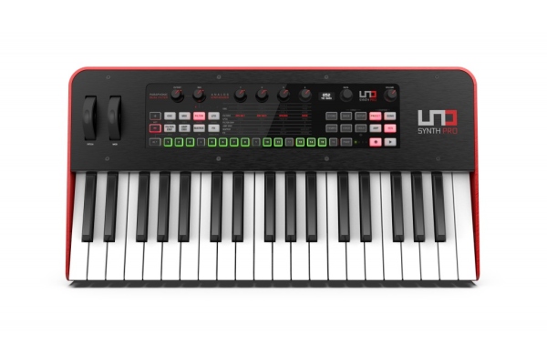 IK Multimedia UNO Synth Pro