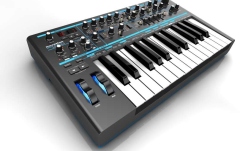 Sintetizator analogic Novation Bass Station II