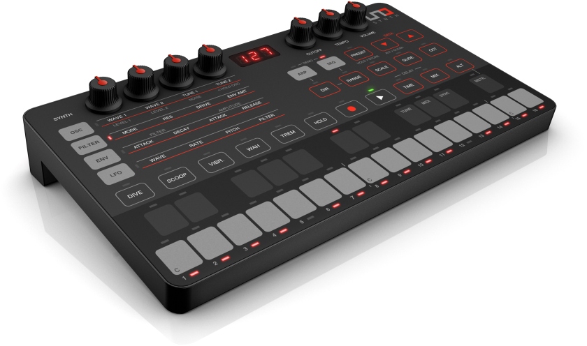 IK Multimedia UNO Synth