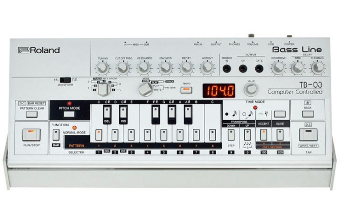 Sintetizator de bass Roland TB-03