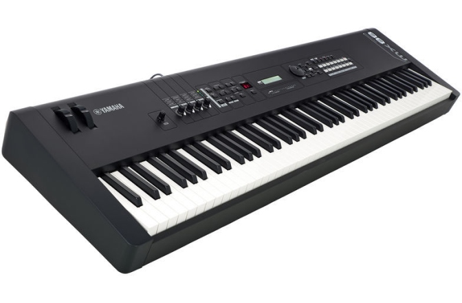 Sintetizator digital Yamaha MX88