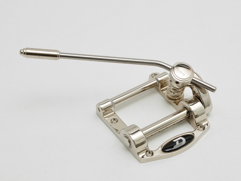 Duesenberg Radiator Tremola / Scurt