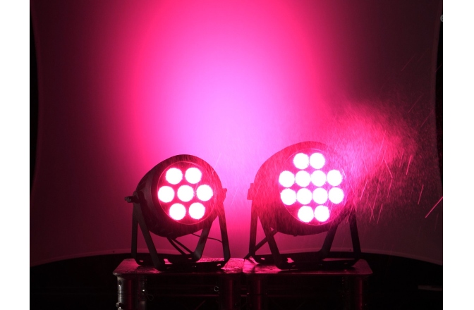 Spot de Exterior cu 7 x LED RGBW Eurolite LED IP PAR 7x8W QCL spot