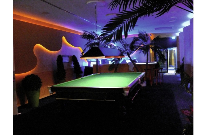 Tub flexibil pentru iluminat decorativ galben Eurolite RUBBERLIGHT RL1-230V yellow 5m