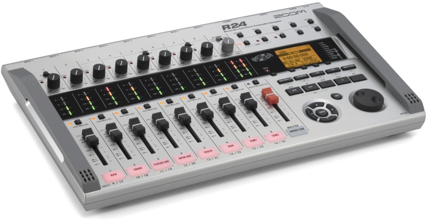Zoom R24