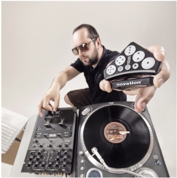K-lu devine endorser Novation